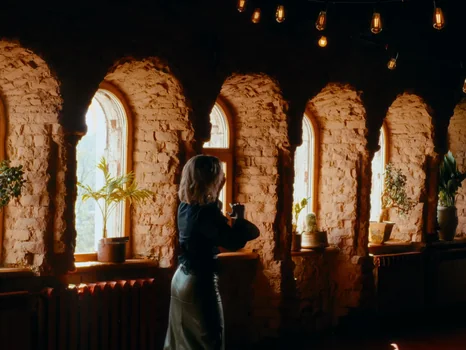 klavdia_petrivna___журба_official_video_frame_39.webp