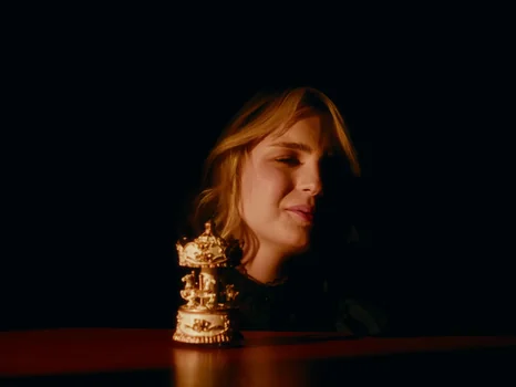 klavdia_petrivna___журба_official_video_frame_70.webp