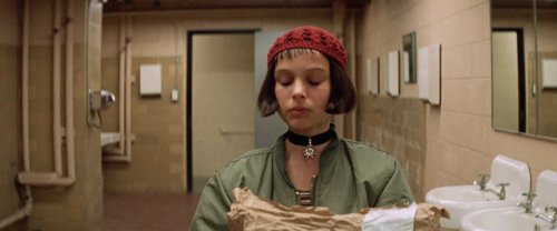 léon_the_professional_frames_frame_320.jpg