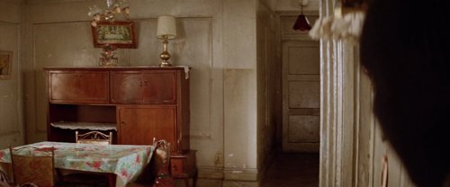 léon_the_professional_frames_frame_382.jpg
