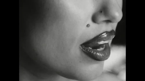 lisa_-_born_again_feat._doja_cat_&_raye_(official_music_video)_frame_156.156.webp