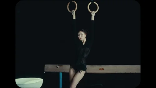 lisa_-_born_again_feat._doja_cat_&_raye_(official_music_video)_frame_96.096.webp