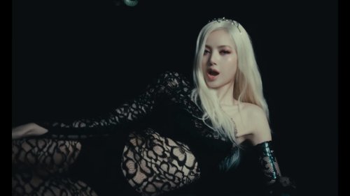 lisa_-_born_again_feat._doja_cat_&_raye_(official_music_video)_frame_150.15.jpg