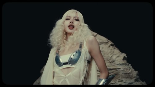 lisa_-_born_again_feat._doja_cat_&_raye_(official_music_video)_frame_216.216.jpg
