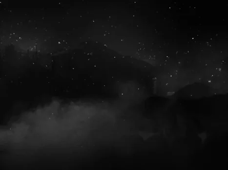 little_simz_-_flood_(official_music_video)_frame_16.0.webp
