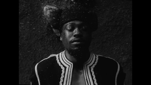 little_simz_-_flood_(official_music_video)_frame_100.0.jpg