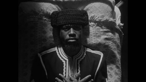 little_simz_-_flood_(official_music_video)_frame_158.0.jpg