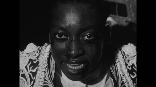 little_simz_-_flood_(official_music_video)_frame_166.0.jpg