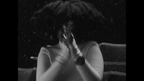 little_simz_-_flood_(official_music_video)_frame_182.0.jpg