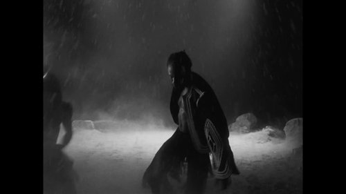 little_simz_-_flood_(official_music_video)_frame_190.0.jpg