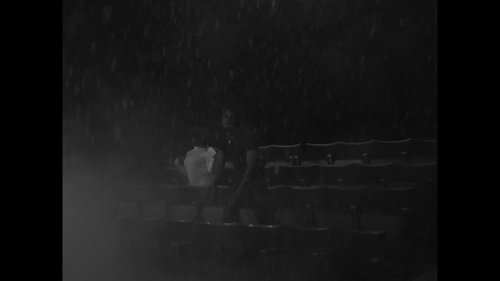 little_simz_-_flood_(official_music_video)_frame_62.0.jpg
