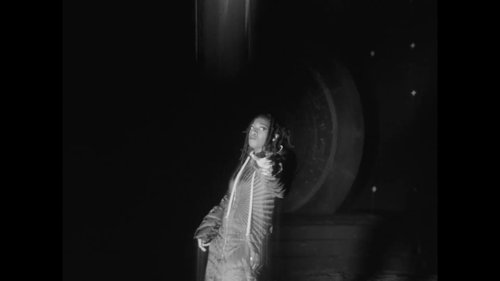 little_simz_-_flood_(official_music_video)_frame_66.0.jpg