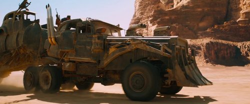 mad_max:_fury_road_frame_1748821975.242522.jpg
