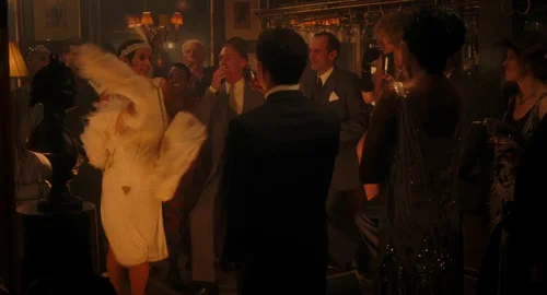 midnight_in_paris_frame_1739129101.0779922.webp