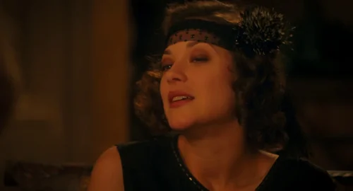 midnight_in_paris_frame_1739129336.3364258.webp