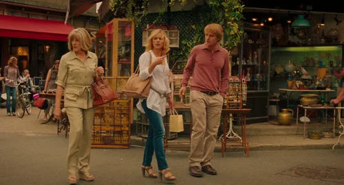 midnight_in_paris_frame_1739129368.954039.webp