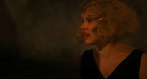 midnight_in_paris_frame_1739129464.0132246.webp