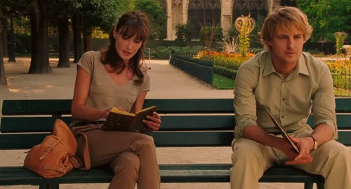midnight_in_paris_frame_1739129621.3961425.webp