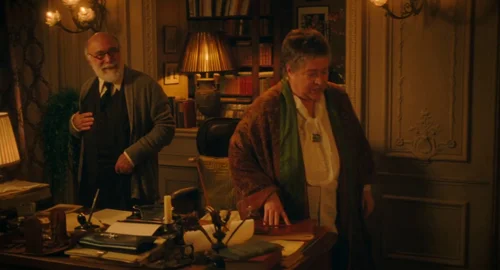 midnight_in_paris_frame_1739129688.6928618.webp