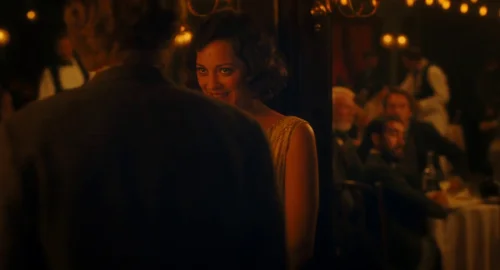 midnight_in_paris_frame_1739129839.4237788.webp