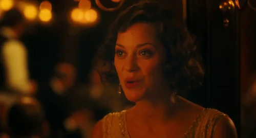 midnight_in_paris_frame_1739129849.3608608.webp