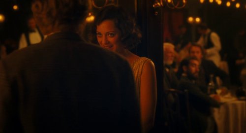 midnight_in_paris_frame_1739129839.4237788.jpg