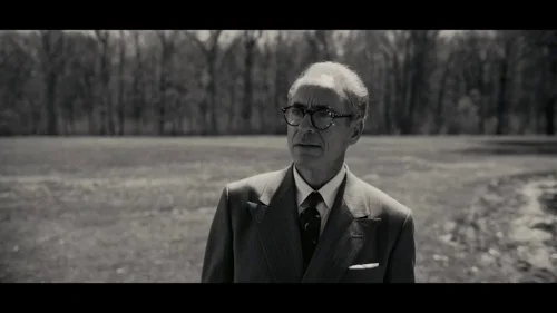 oppenheimer_frame_1738859249.2868192.webp