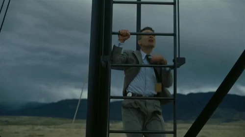 oppenheimer_frame_1738859279.2406433.webp