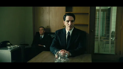 oppenheimer_frame_1738859294.4504197.webp