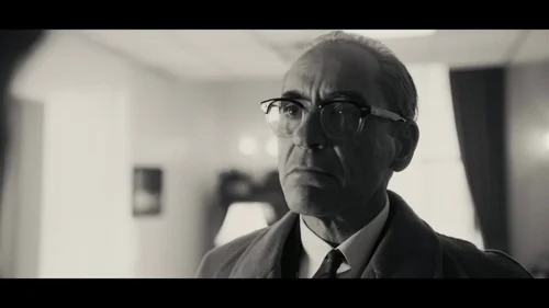 oppenheimer_frame_1738859302.0998876.webp