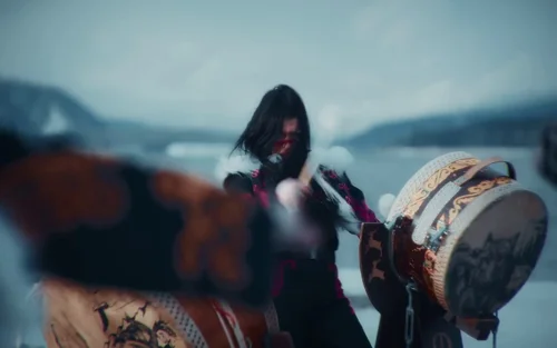 otyken_-_day_by_day_(official_music_video)_frame_105.0.webp