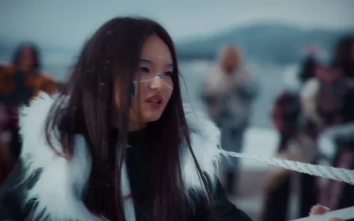 otyken_-_day_by_day_(official_music_video)_frame_171.0.webp