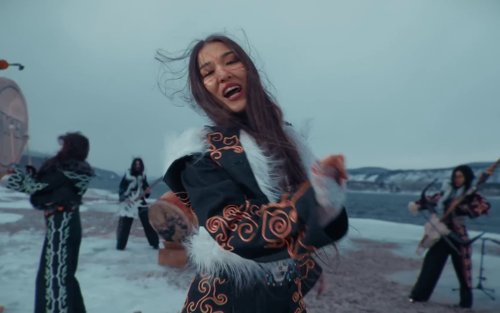 otyken_-_day_by_day_(official_music_video)_frame_126.0.jpg