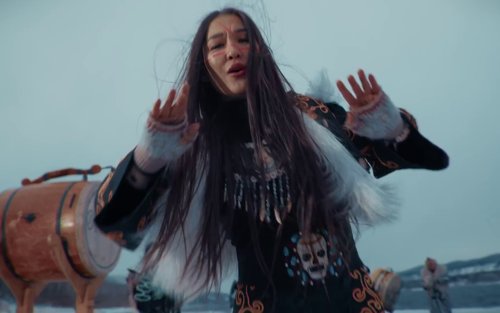 otyken_-_day_by_day_(official_music_video)_frame_147.0.jpg