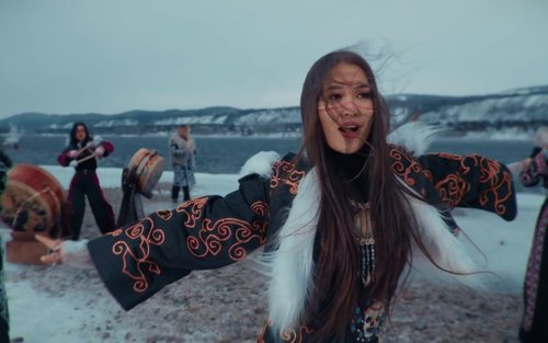 otyken_-_day_by_day_(official_music_video)_frame_18.0.jpg