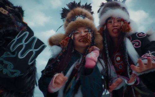 otyken_-_day_by_day_(official_music_video)_frame_201.0.jpg
