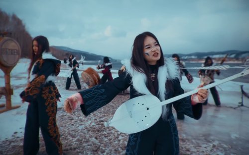 otyken_-_day_by_day_(official_music_video)_frame_90.0.jpg