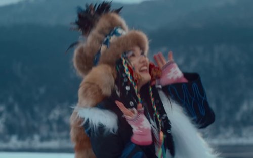 otyken_-_day_by_day_(official_music_video)_frame_99.0.jpg