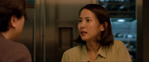 parasite_frames_frame_275.webp