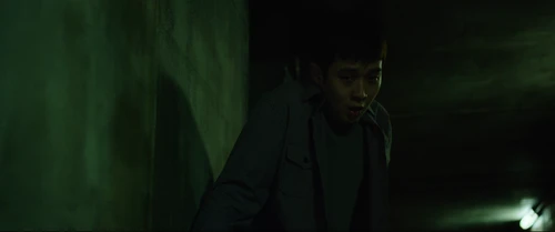 parasite_frames_frame_370.webp