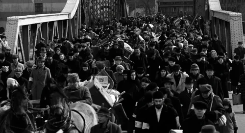 schindler's_list_frame_1738853258.6585076.webp