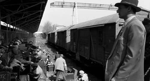 schindler's_list_frame_1738853267.355437.webp