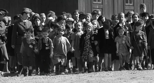 schindler's_list_frame_1738853291.837329.webp
