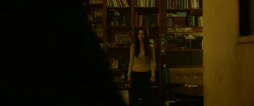split_frame_1749598076.3575518.webp
