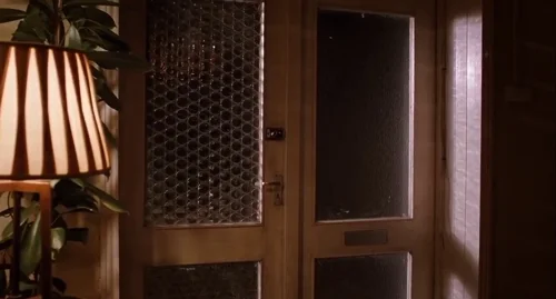 submarine_frame_1738664221.203525.webp