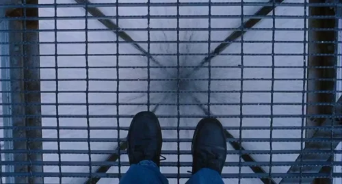 submarine_frame_1738664242.8073.webp