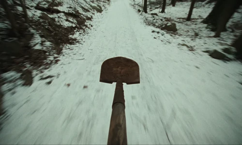 the_hives___bogus_operandi_official_music_video_frame_25.webp