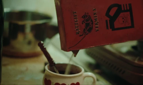 the_hives___bogus_operandi_official_music_video_frame_57.webp