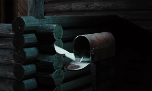 the_hives___bogus_operandi_official_music_video_frame_72.webp