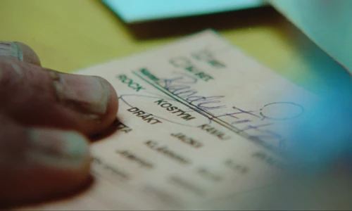the_hives___bogus_operandi_official_music_video_frame_84.webp